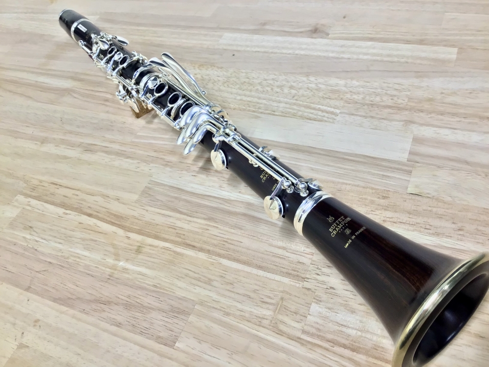 人気のニュースタンダードモデル　Buffet Crampon（ビュッフェ・クランポン）Tradition in B♭